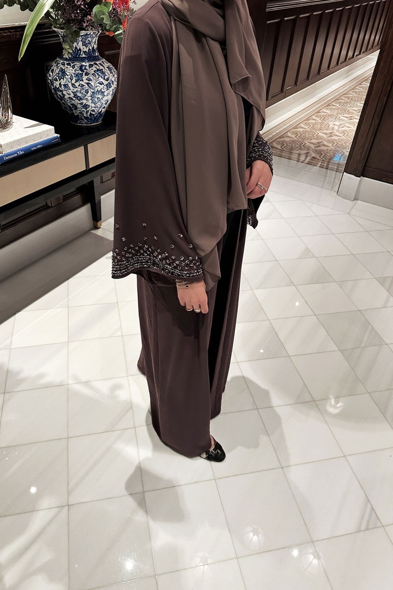 Mahra Abaya
