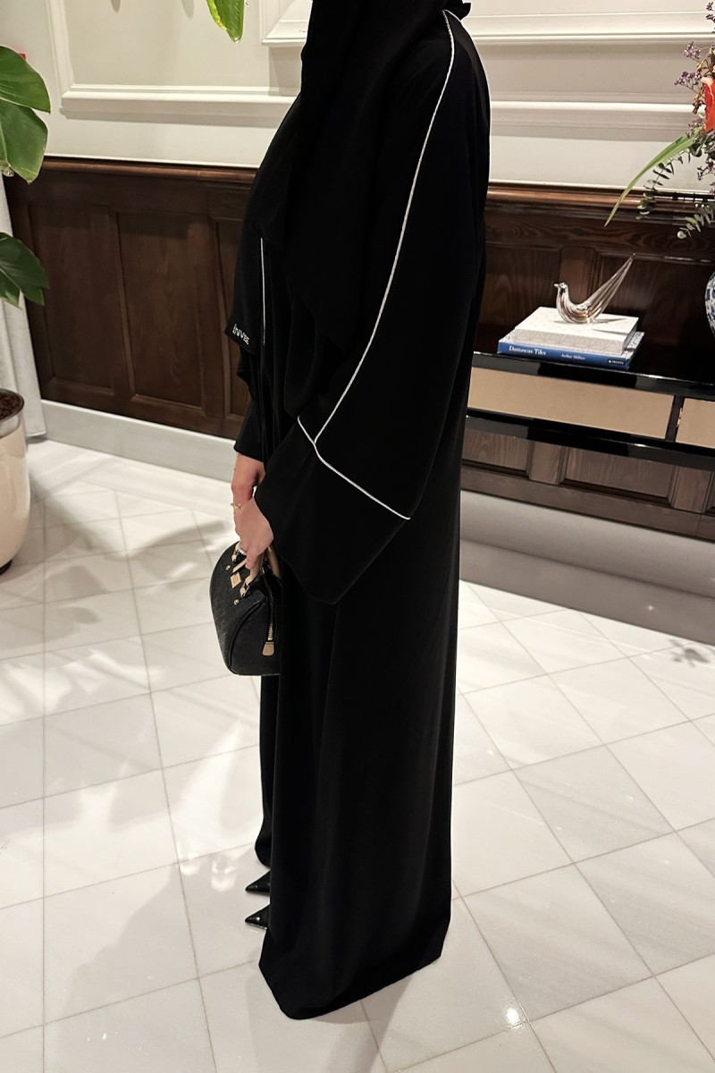Selvet Abaya