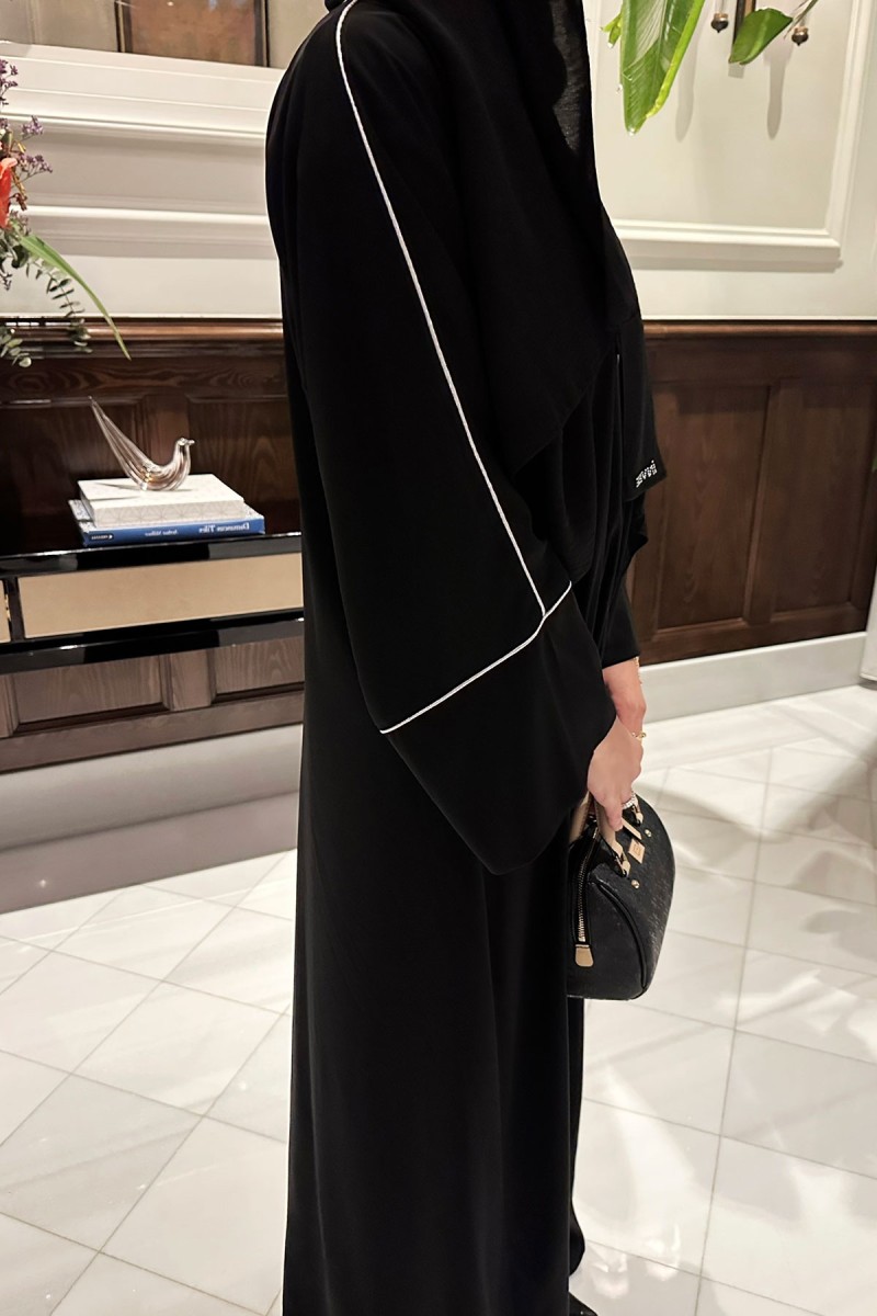 Selvet Abaya